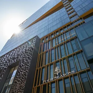Four Seasons 5* Монреаль