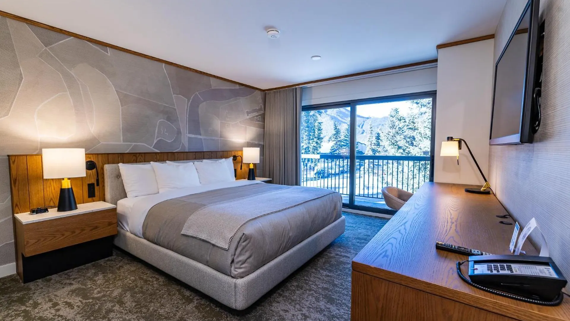 Banff Park Lodge Hotel